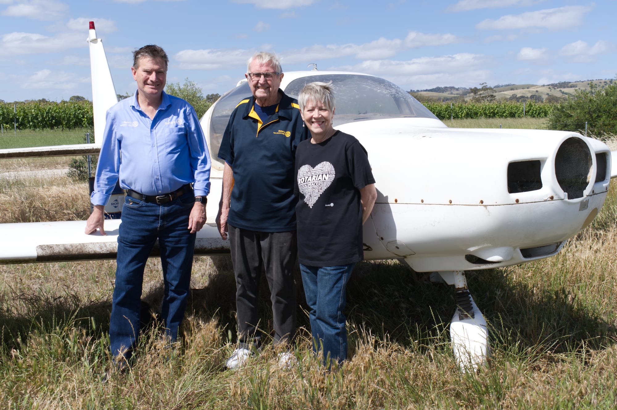 Rotary plane looking for place to land