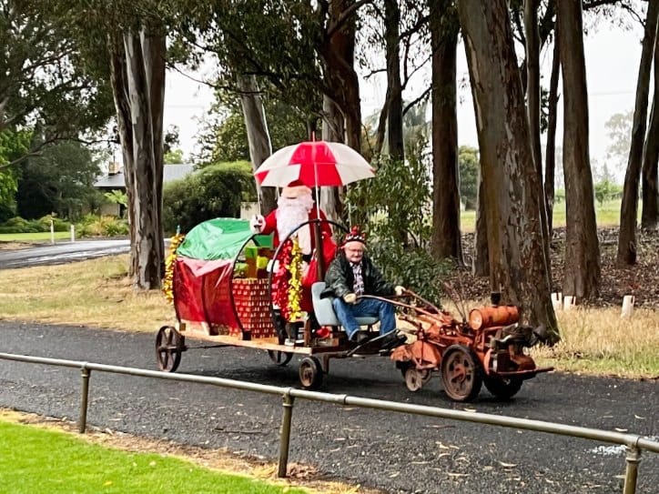 Rain didn’t stop Bethany’s Christmas Party