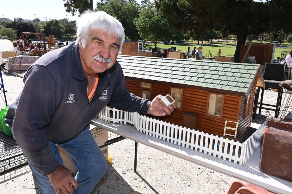 Angaston Men’s Club raises $12,000 at auction post image