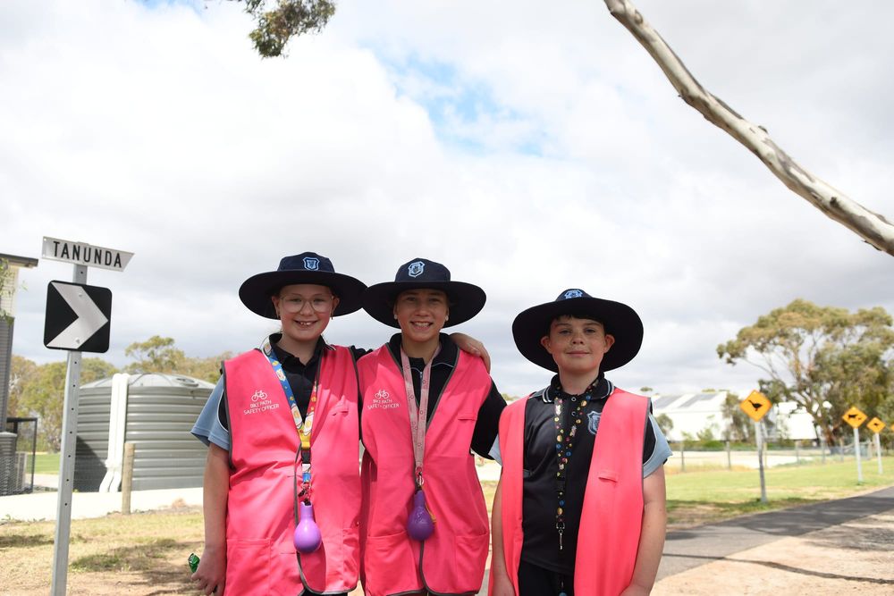 Tour de Tanunda Primary as kids take to the track post image