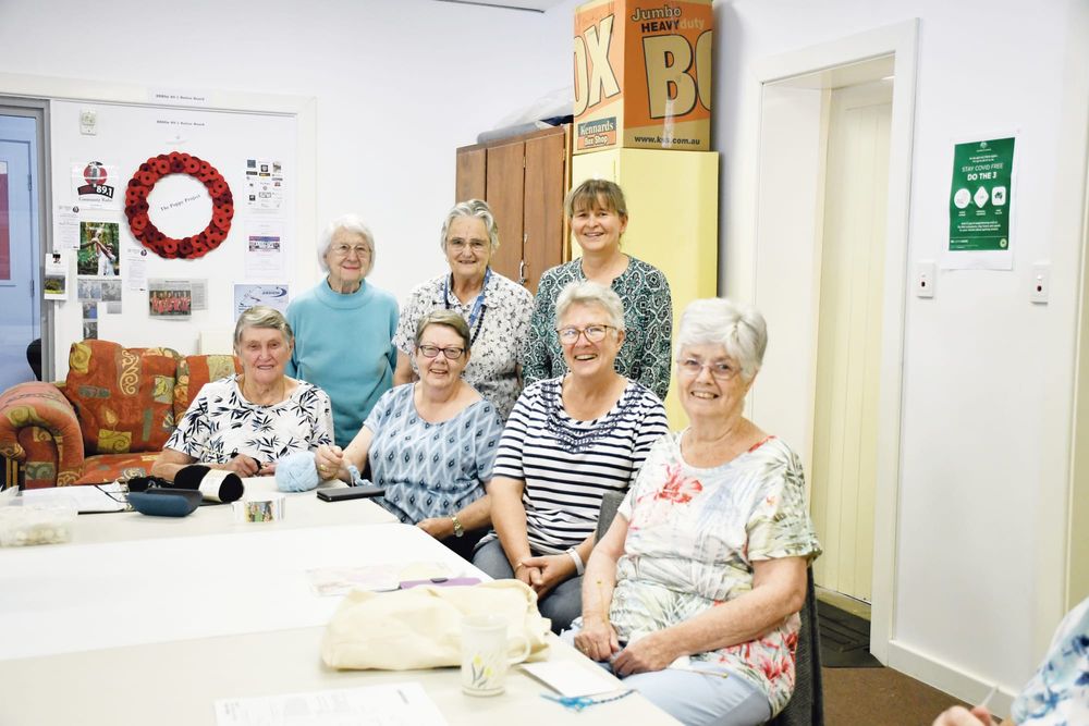 Craft and company at Country Stitchers post image