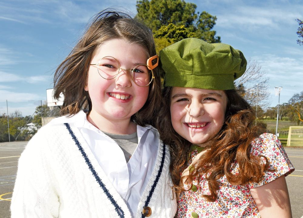 Students mark 100 days at school post image
