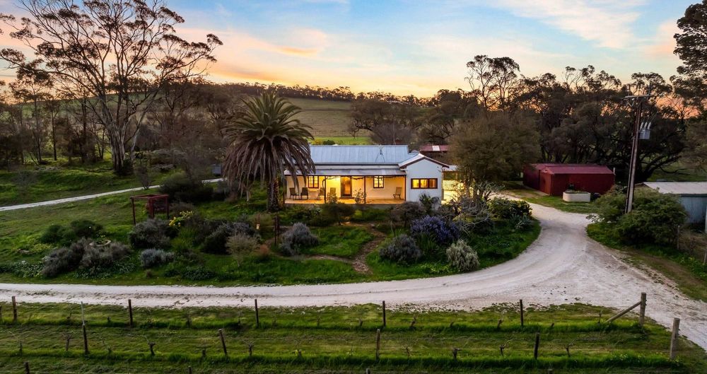 Stunning lifestyle property with spectacular views post image
