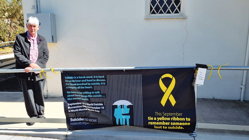 Angaston Uniting Church encouraging people to tie a yellow ribbon post image