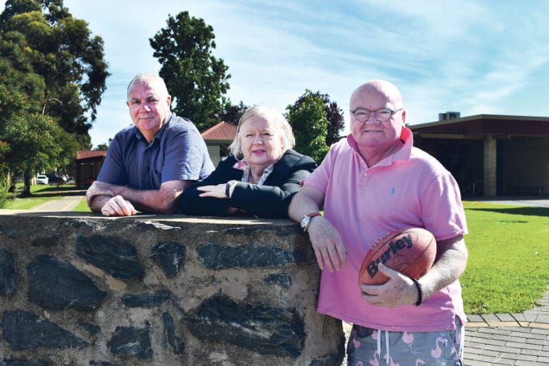 Well-loved Nuriootpa High teachers retire post image