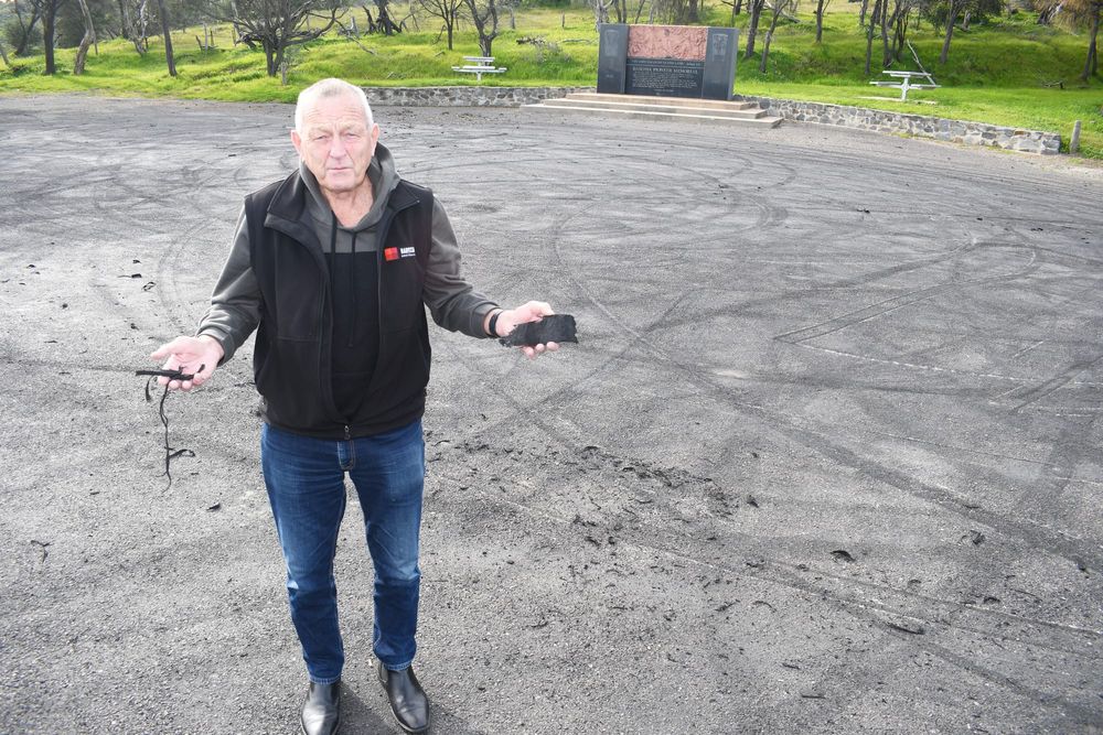 Mengler’s an en-tyre mess post image