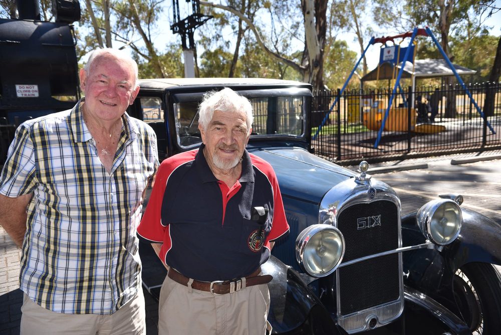 Vintage vehicles back in the Barossa post image
