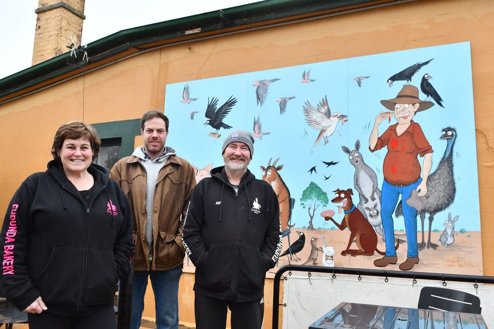 Bakery cartoons draw the eye at Eudunda post image