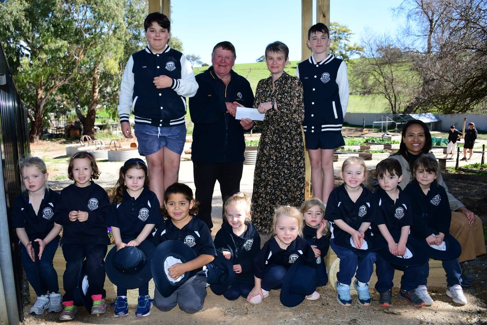 Green thumbs up for Angaston Primary School post image