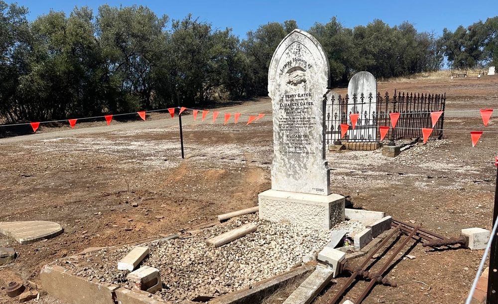 Grave damage post image