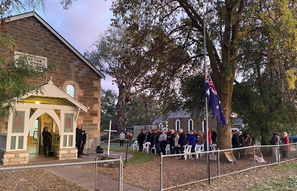 Commemorating ANZAC at Keyneton post image