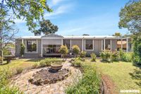 Pretty garden, space & personality post image