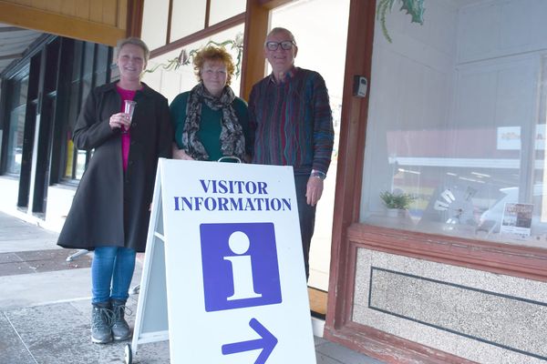 New information outlet opens post image