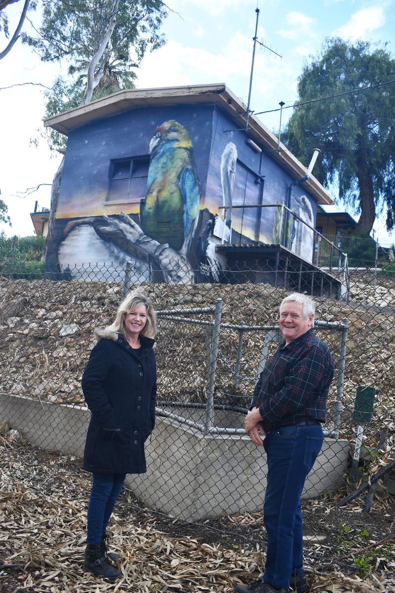 Painting for the public post image