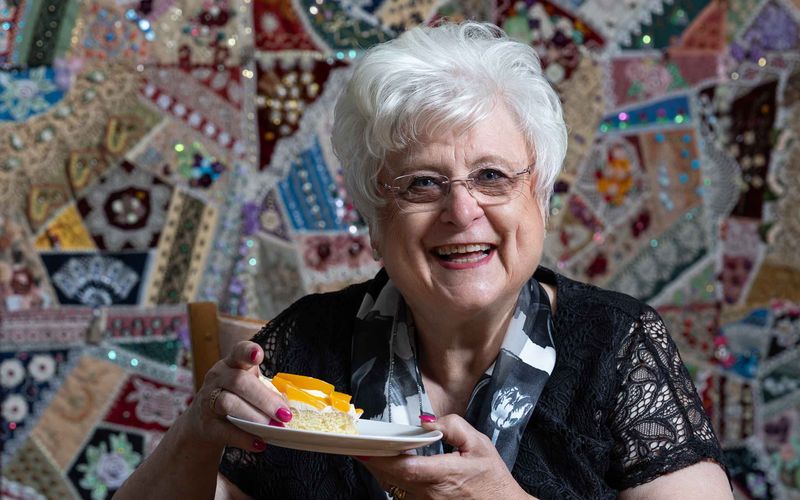 Queen of cakes post image