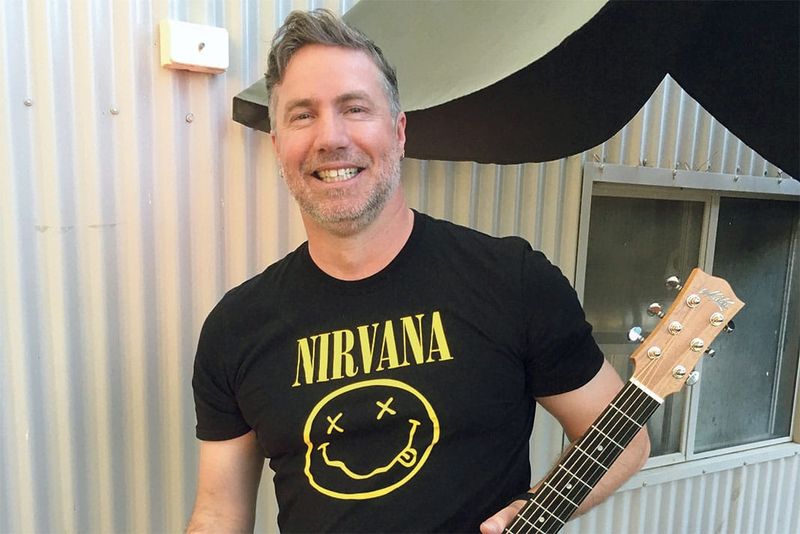 Meet your local artist: Mac Hales post image