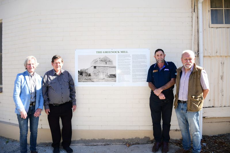 Milling to unveil a new plaque at Greenock post image