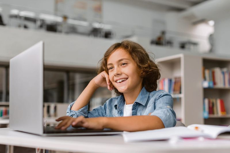 The impact of excessive screen time post image