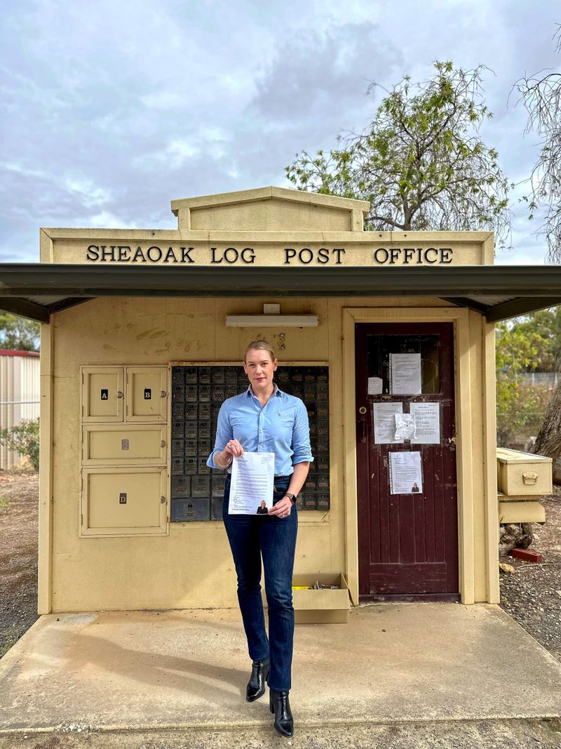 Post office closure could have big impact on Shea-Oak Log post image