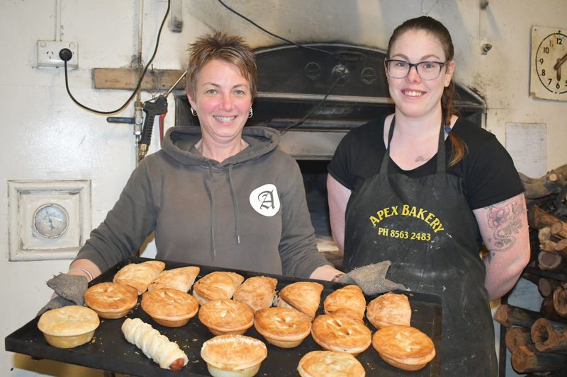 Teeth chattering for a pie post image