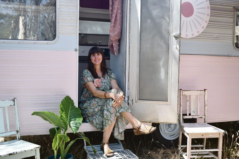 Taking the road to a simpler life post image