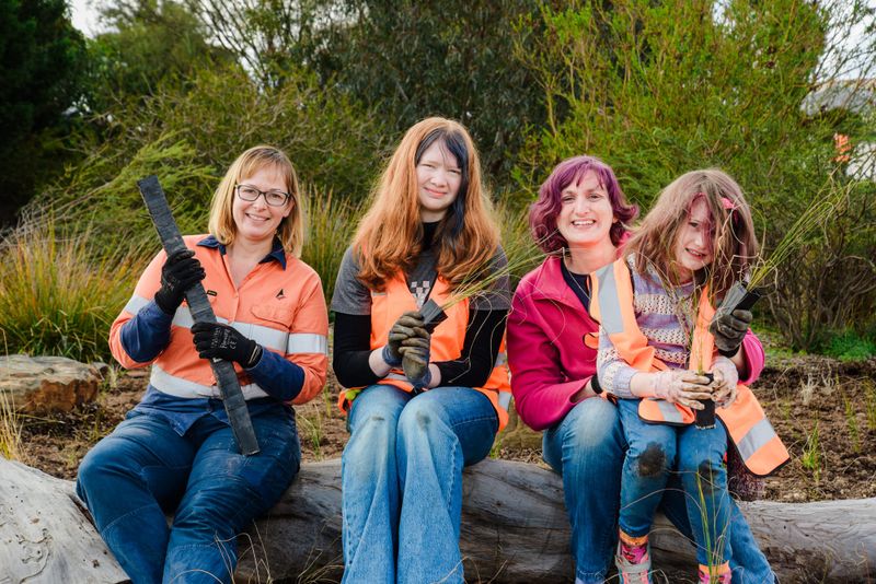 Volunteers get their hands dirty on National Tree Day post image