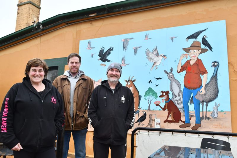 Bakery cartoons draw the eye at Eudunda post image