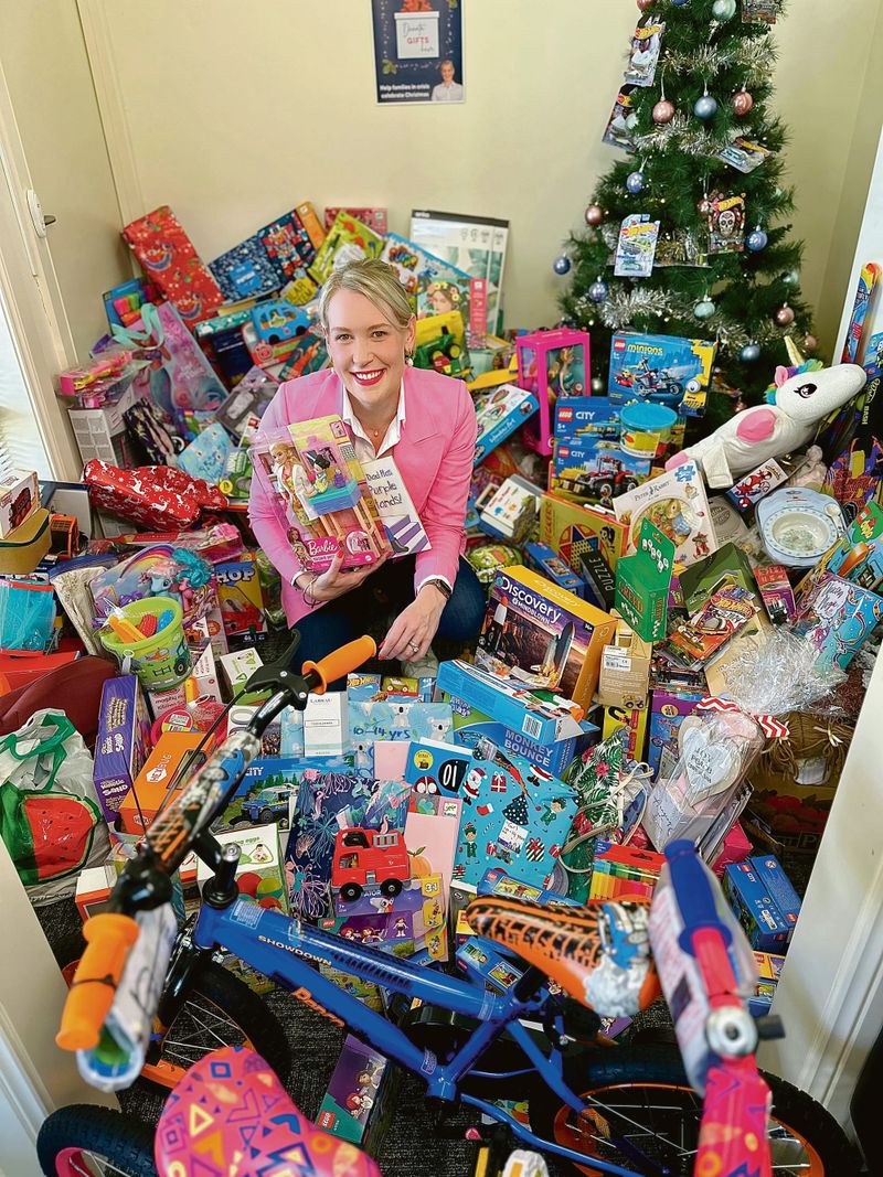 Community rallies for Christmas post image