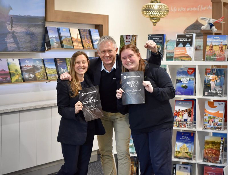 Travel honours for Lindsay and Lillian post image