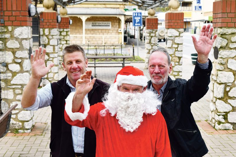 Ho, Ho, Ho! 2022 Angaston Christmas Parade is a go! post image
