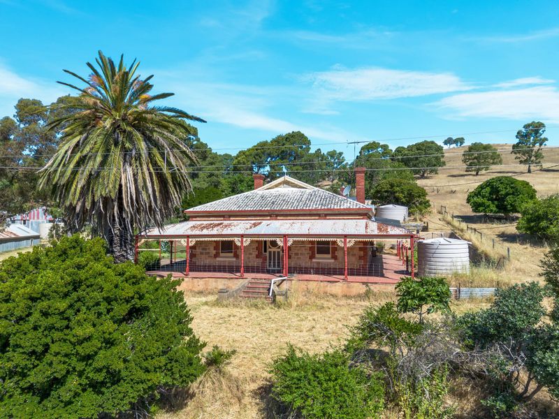 Rare dual-title lifestyle holding with character home post image