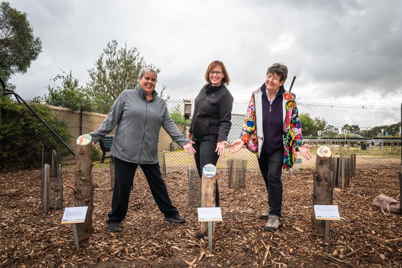 Sharing Culture through art: Reconciliation Exhibition opens at Barossa Bushgardens post image