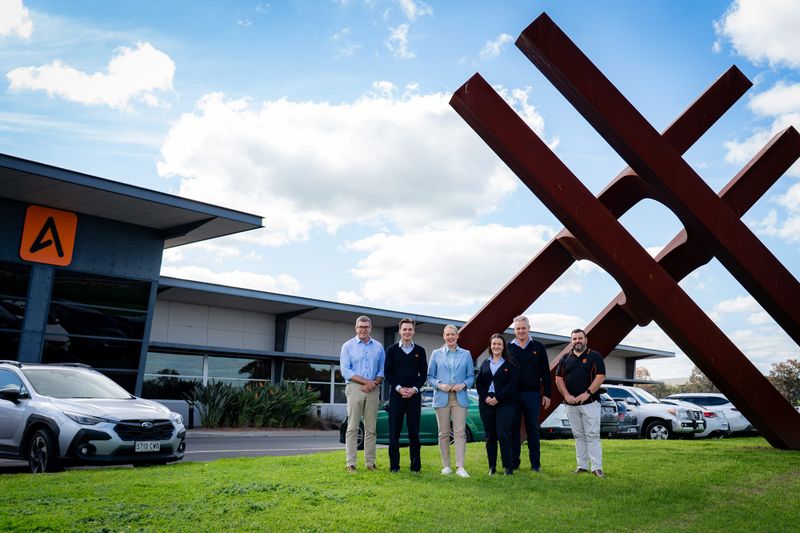 Ahrens visit for National Skills Week post image