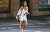 Hot Mess Gladys Carries Her Heels For 5 Kilometres After Uber App Crashes At Randwick
