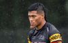 Brain To’o Wears Prosthetic Chin To Convince Dim-Witted Manly Players That Cleary Is On Field
