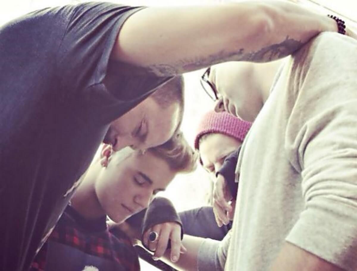 Justin Bieber prays for his mighty Bulldogs before last year's NRL Grand Final