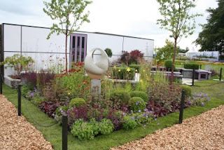 The 'Lunch Hour Garden' lives...