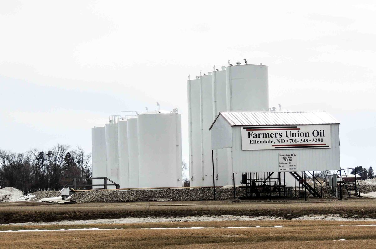 As harvest starts, ND farmers facing perfect storm of uncertainty