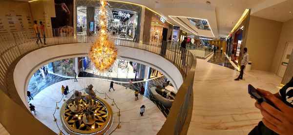 From Souks to Concept Stores: Where the Region Shops Now