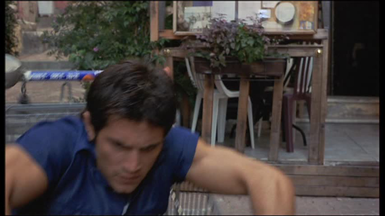 Vlcsnap-2013-12-12-15h21m54s239_medium