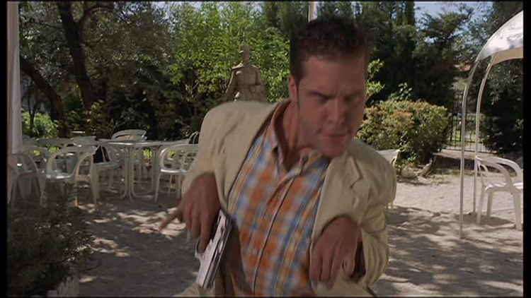 Vlcsnap-2013-12-12-15h03m38s36_medium