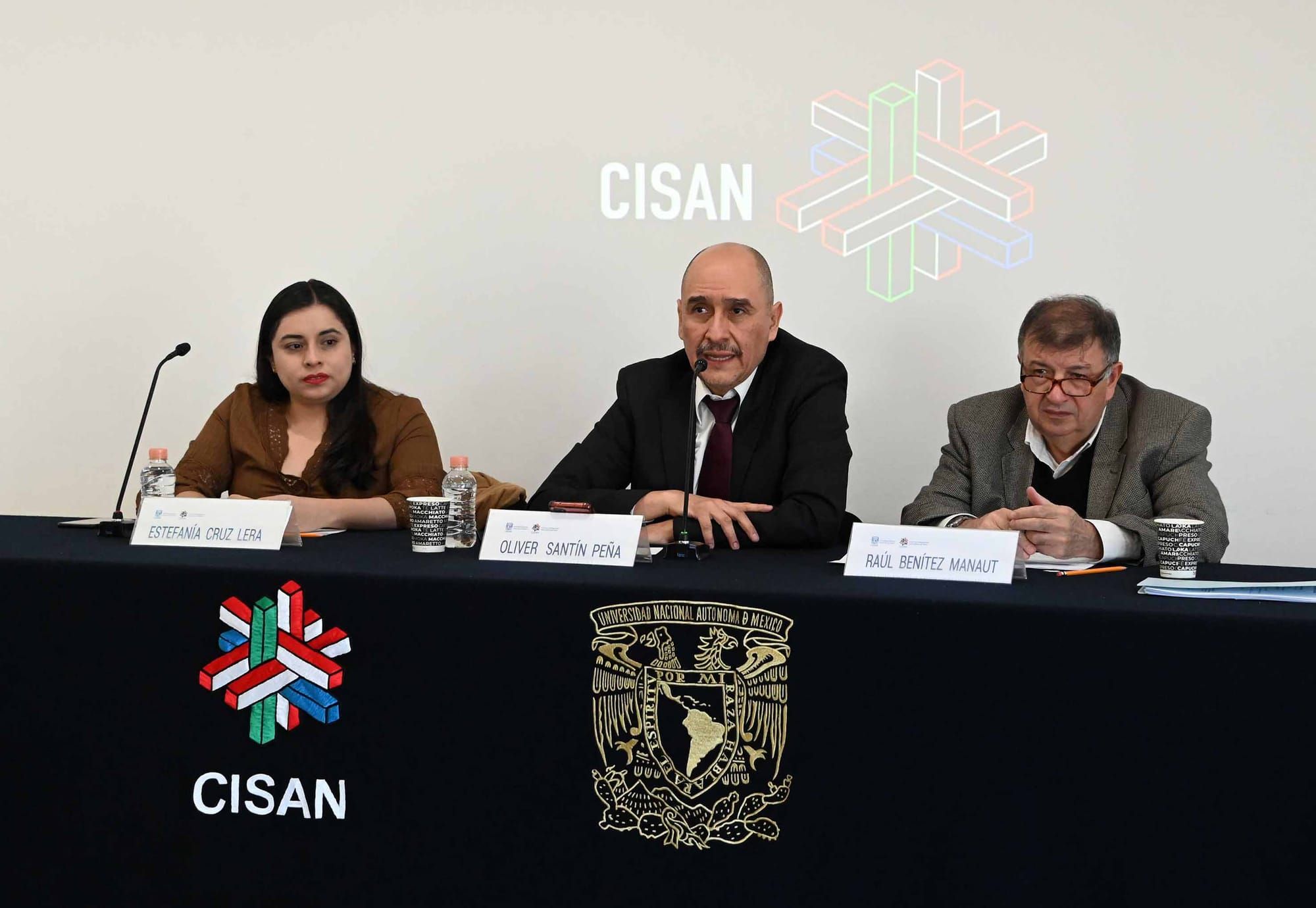 Inicia Donald Trump campaña rumbo a elecciones intermedias, afirman analistas en la UNAM