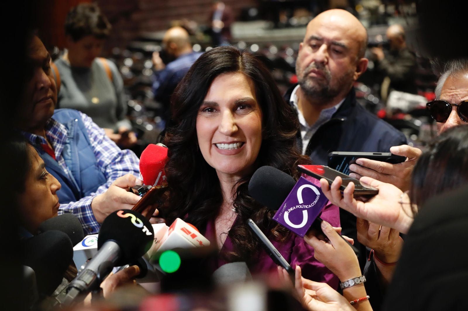 Esperamos la llegada de la reforma electoral, “no habrá fast track y se respetará el reglamento”: Kenia López