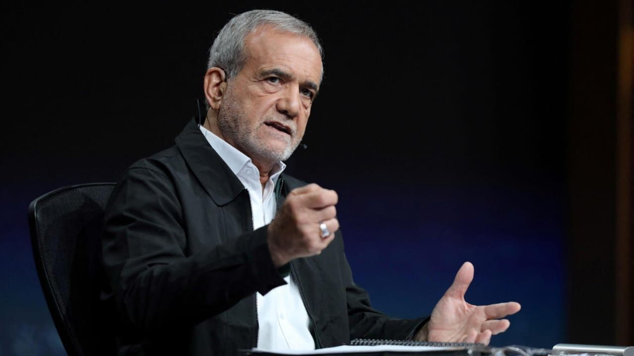 El presidente iraní Masud Pezeshkian aparece vivo y advierte que se tomarán represalias por la muerte de Ali Jamenei