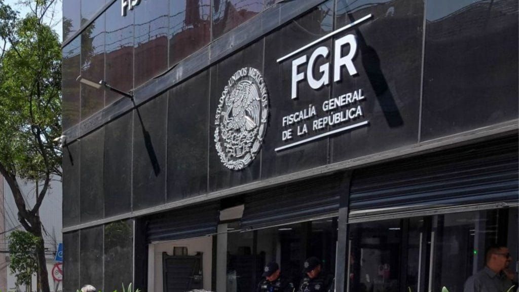 FGR obtiene sentencia condenatoria de 50 años de prisión por robo de autotransporte y secuestro exprés