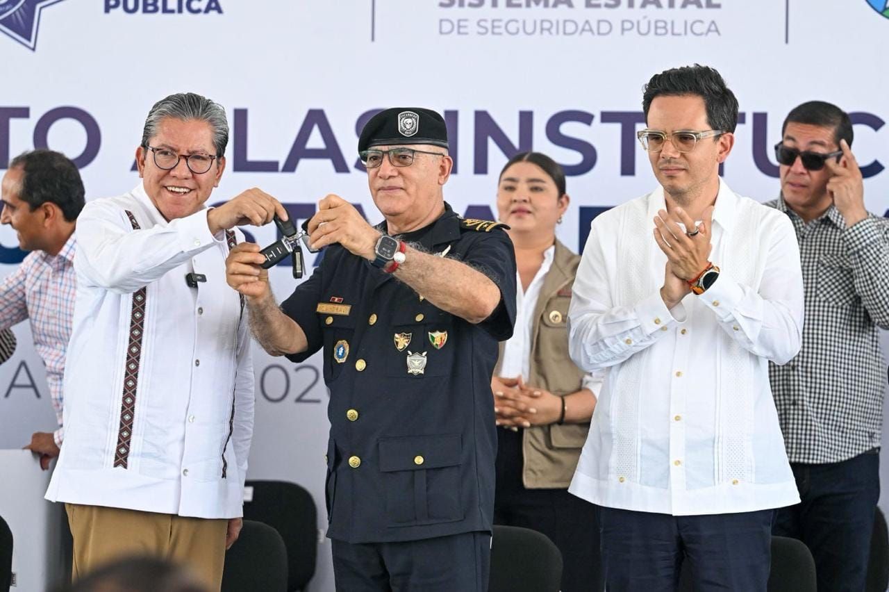 “Seremos el Gobierno que pacificó Zacatecas”: David Monreal inaugura DERES en Pinos y refuerza blindaje de seguridad estatal