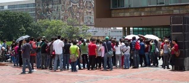 Cancelan revisión de exámenes en UNAM por violenta protesta