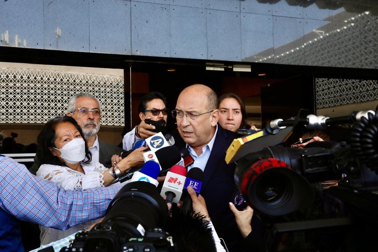 “No se debe poner en riesgo la relación con EU por un asunto personal”: Rubén Moreira