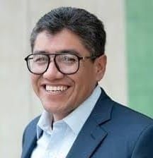 Una Historia para Compartir. Si tienen pruebas que las presenten. Por Saúl Monreal Ávila