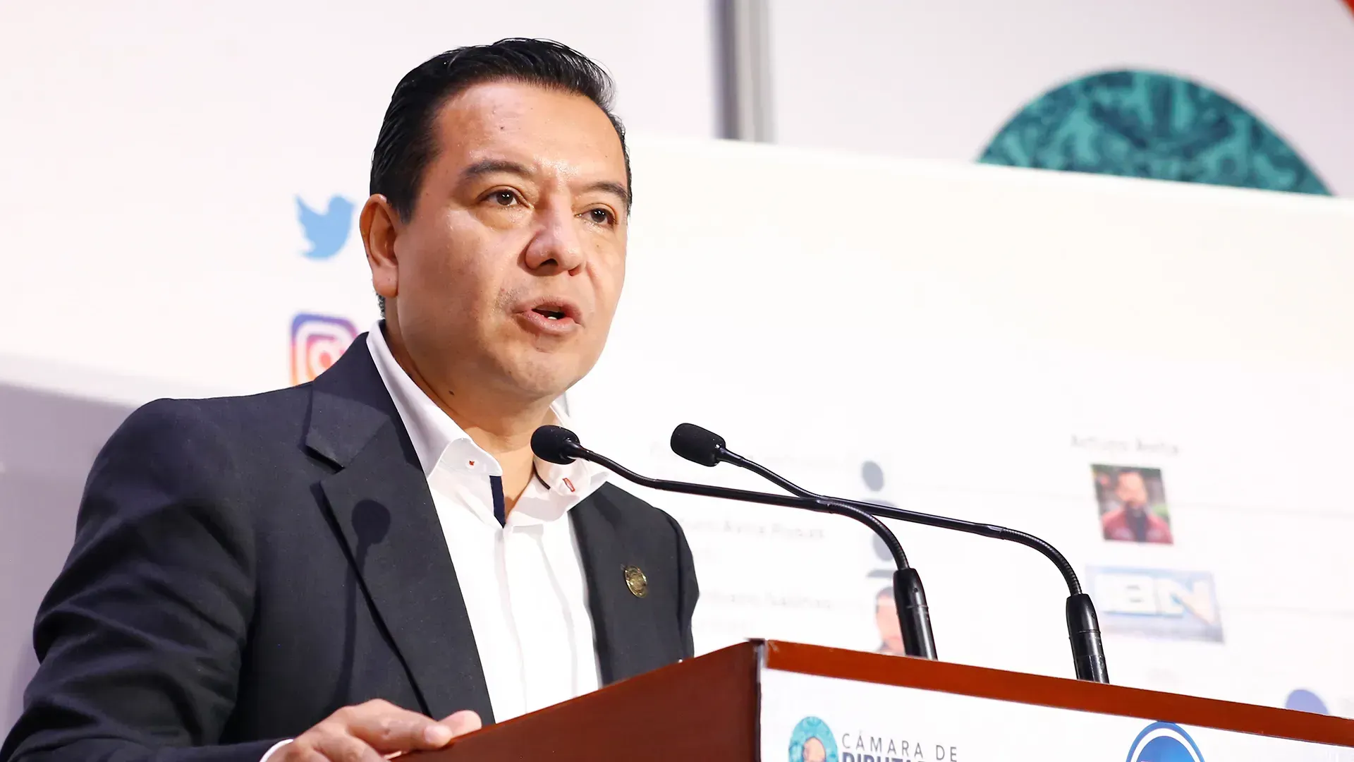 Finanzas Públicas y Política. La retención fiscal que ahoga a las PyMEs. Por Héctor Saúl Téllez Hernández.